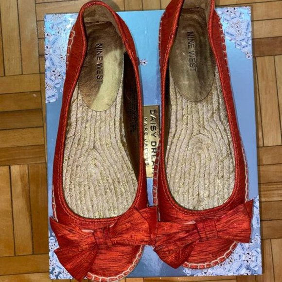 NINE WEST: Fabric espadrille with raffia wrapped midsole - Picture 1 of 3